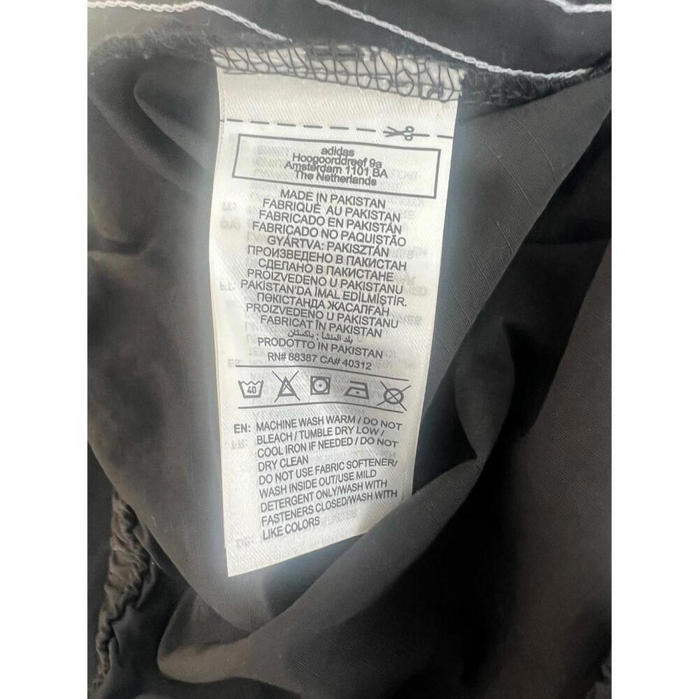 $80 Men’s ADIDAS ORIGINALS CARGO Trefoil Track PANTS Small HR3364 Black White - Picture 7 of 10